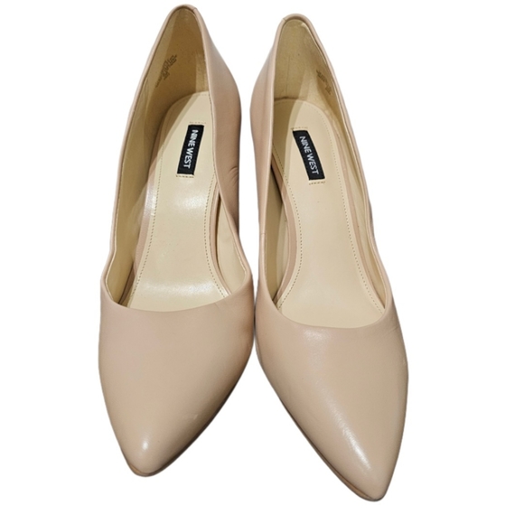 **SOLD** Nine West Fifth 9x9 Pointy Toe Leather Pumps - Picture 4 of 10
